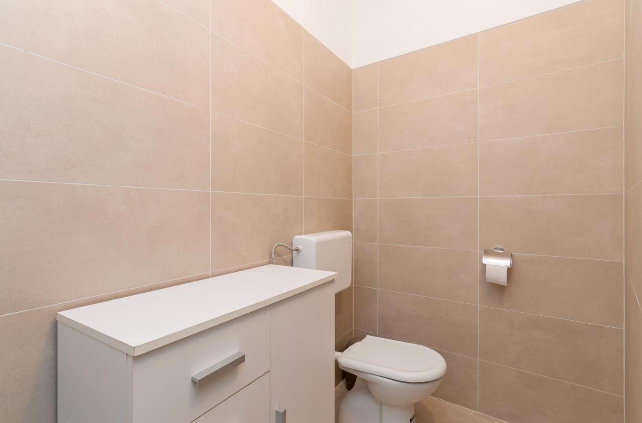 Apartman Pegla Задар Екстериор снимка